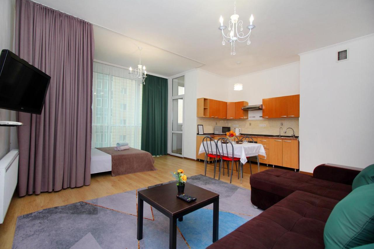 Уютные И Комфортные Квартиры В Жк Манхэттен Apartment Almaty Luaran gambar